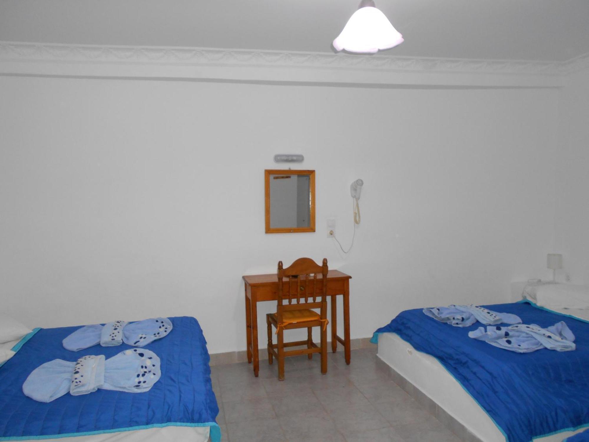 Studios Apartments Kapetanios Perissa  Exterior foto